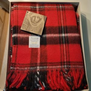New in Box Faribo scarf